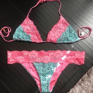 Pink & Teal L Eyelet Lady Lace Beach Bunny Bikini